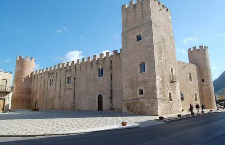 Casaulente Apartment Alcamo Bagian luar foto
